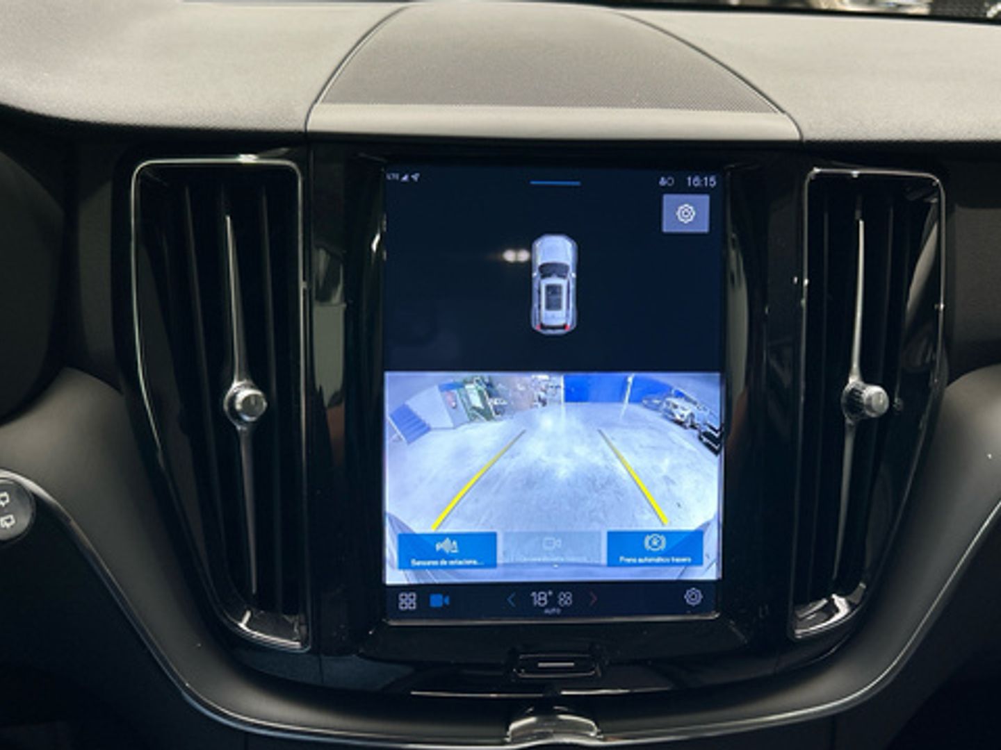 Volvo XC60 T6 Recharge Core AWD Auto 257 kW (350 CV)
