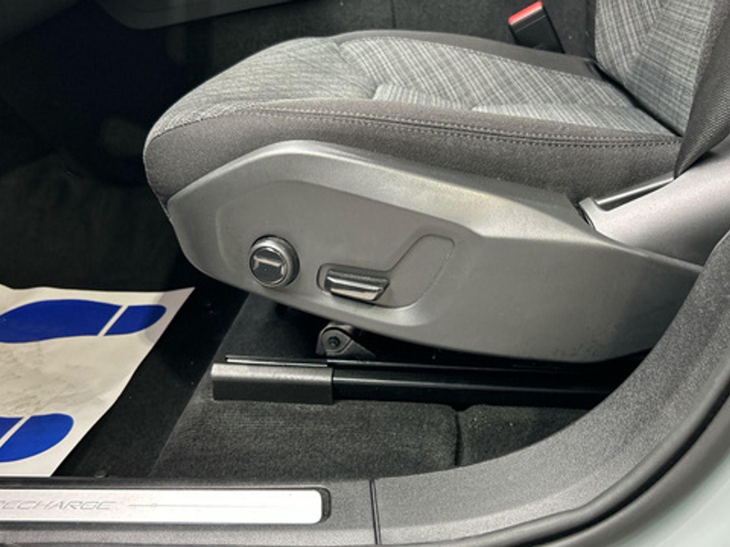 Volvo XC60 T6 Recharge Core AWD Auto 257 kW (350 CV)
