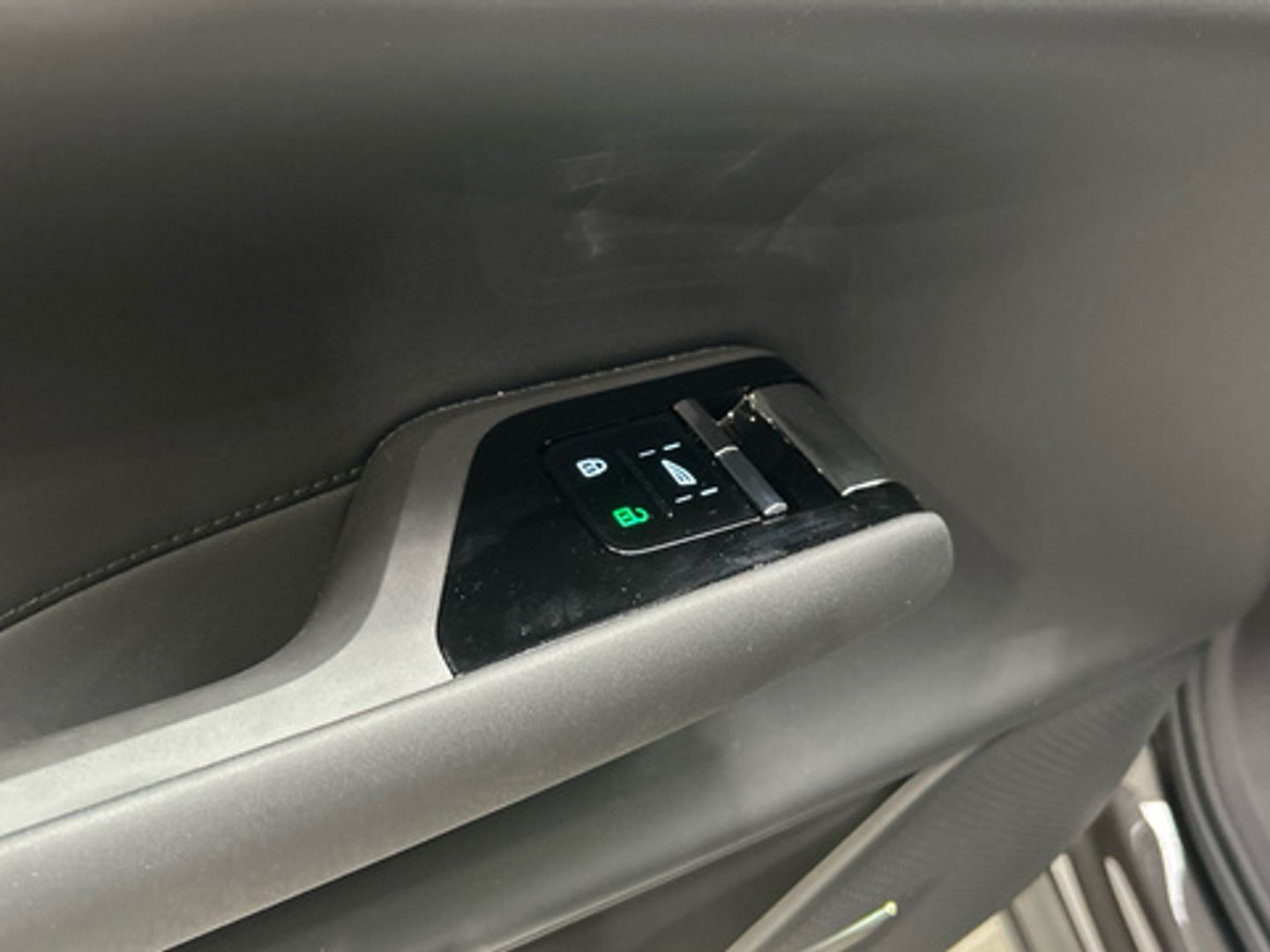 Volvo EX90 Twin BEV Ultra eAWD 300 kW (408 CV)
