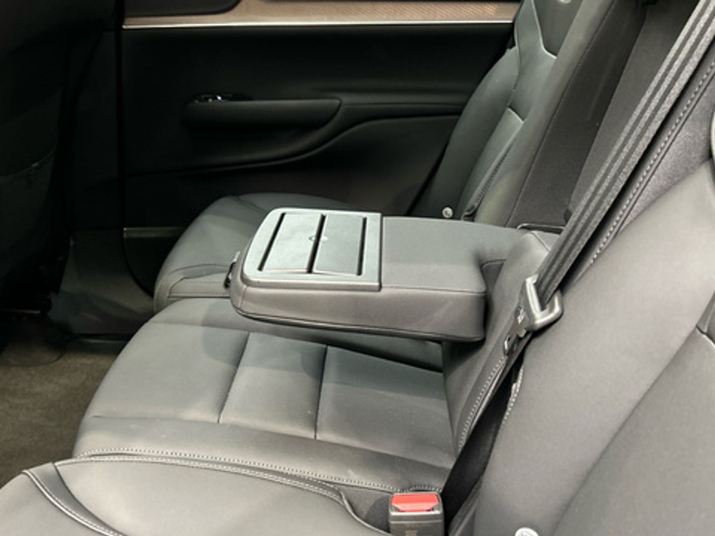 Volvo EX90 Twin BEV Ultra eAWD 300 kW (408 CV)
