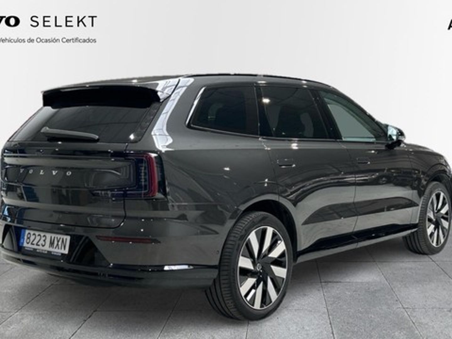Volvo EX90 Twin BEV Ultra eAWD 300 kW (408 CV)