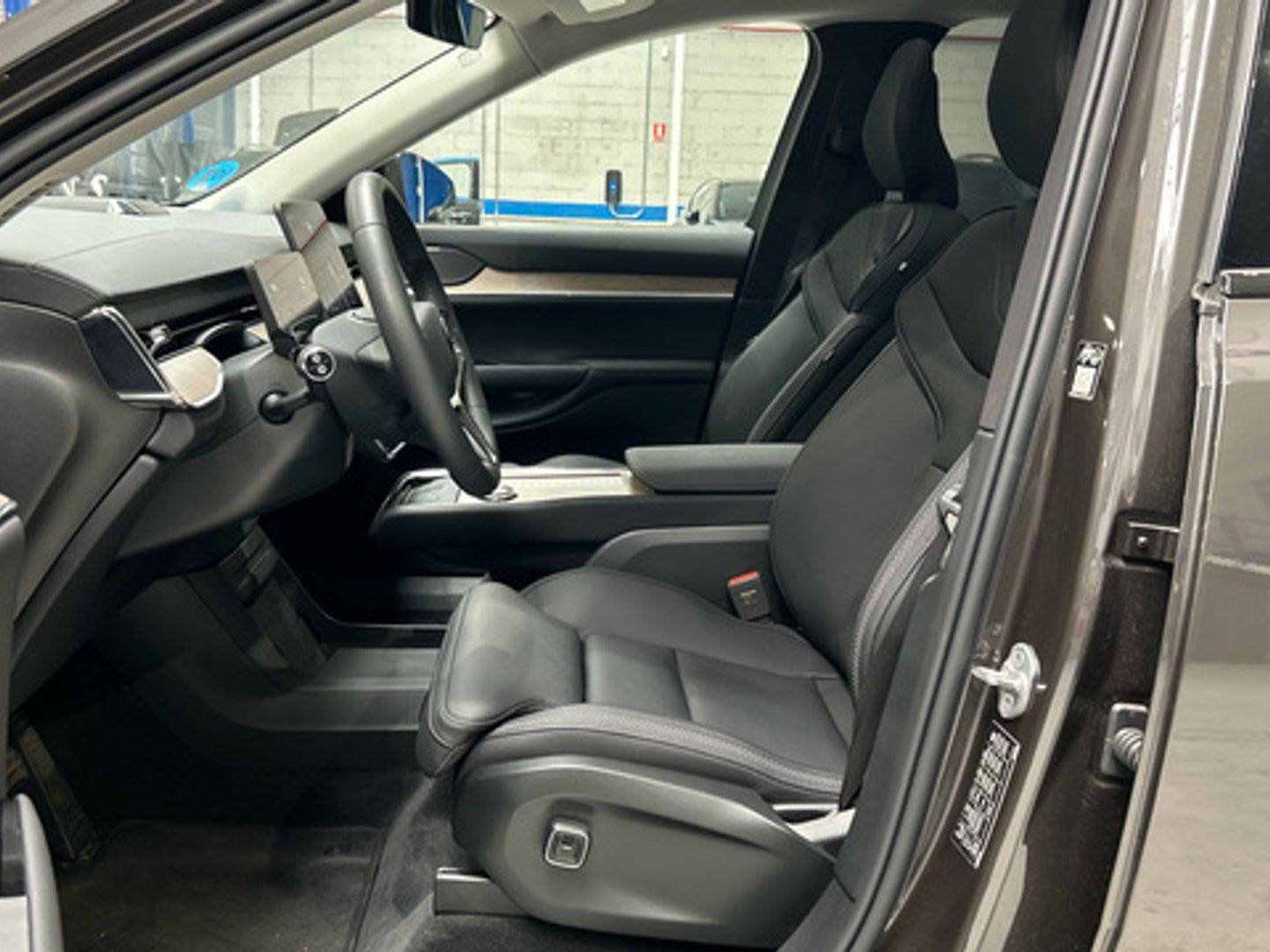 Volvo EX90 Twin BEV Ultra eAWD 300 kW (408 CV)