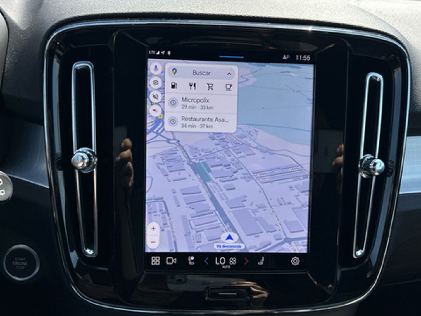 Volvo XC40 B3 G Plus Dark Auto 120 kW (163 CV)