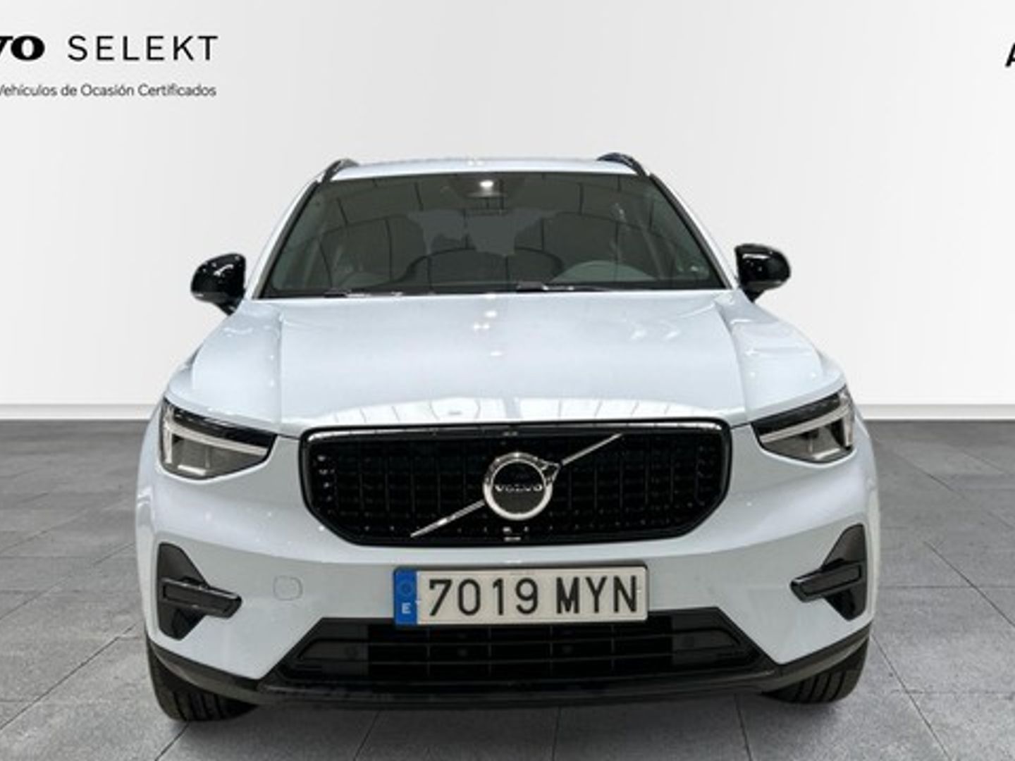 Volvo XC40 B3 G Plus Dark Auto 120 kW (163 CV)