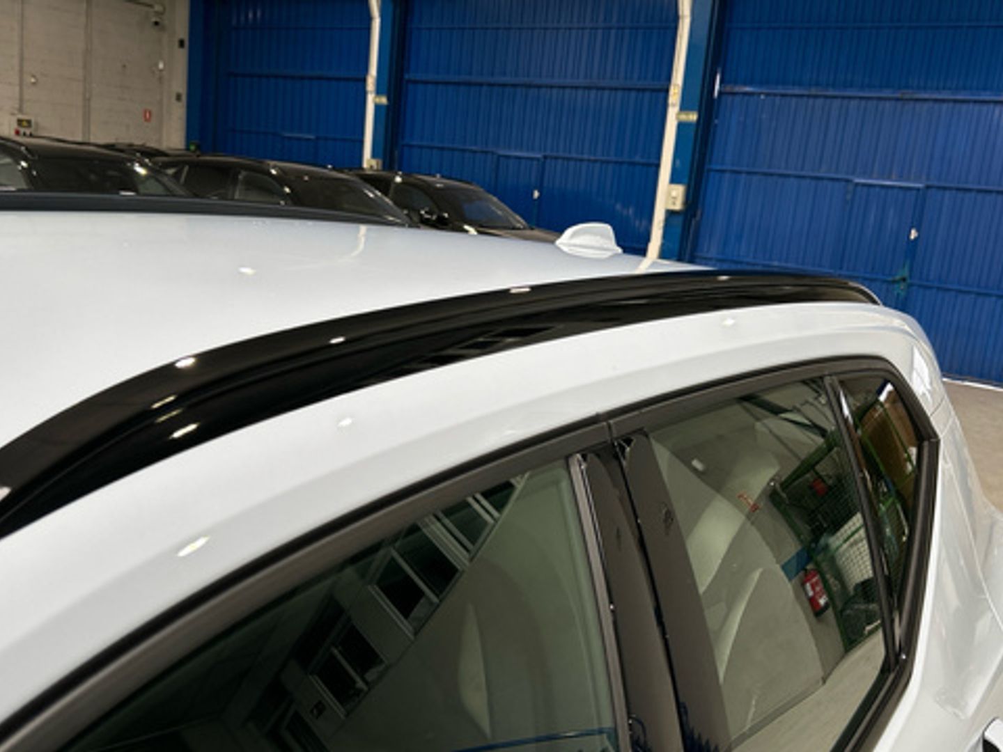 Volvo XC40 B3 G Plus Dark Auto 120 kW (163 CV)