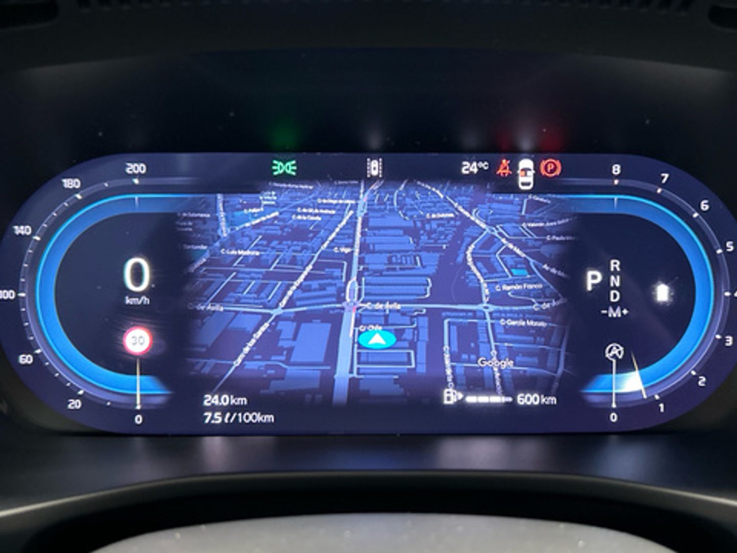Volvo XC40 B3 G Plus Dark Auto 120 kW (163 CV)