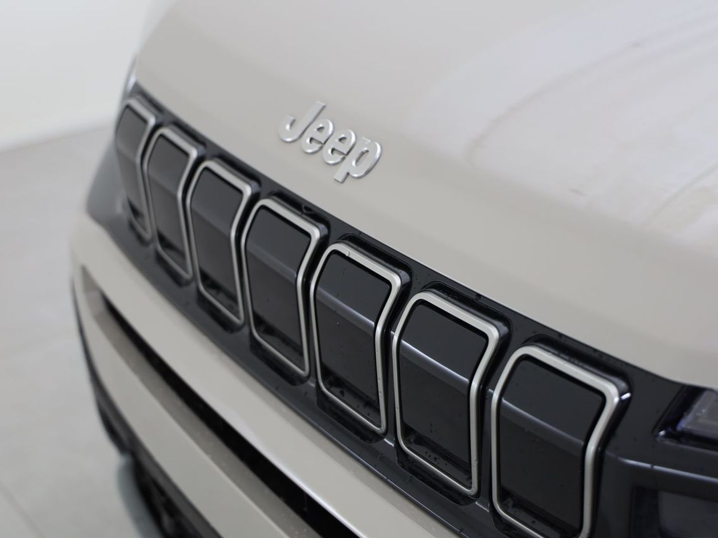 Jeep Avenger 1.2 G Summit 74 kW (100 CV)