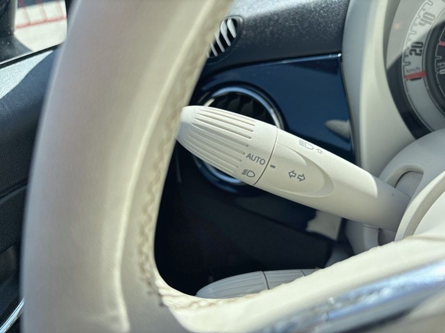 Fiat 500 1.0 Hybrid Dolcevita 51 kW (70 CV)
