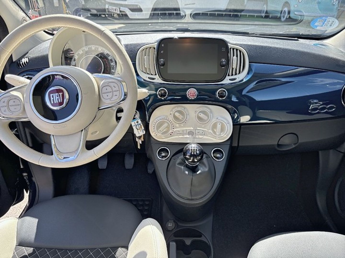 Fiat 500 1.0 Hybrid Dolcevita 51 kW (70 CV)