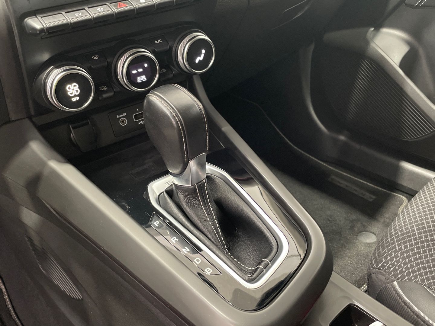 Renault Arkana Zen E-Tech Híbrido 107 kW (145 CV)