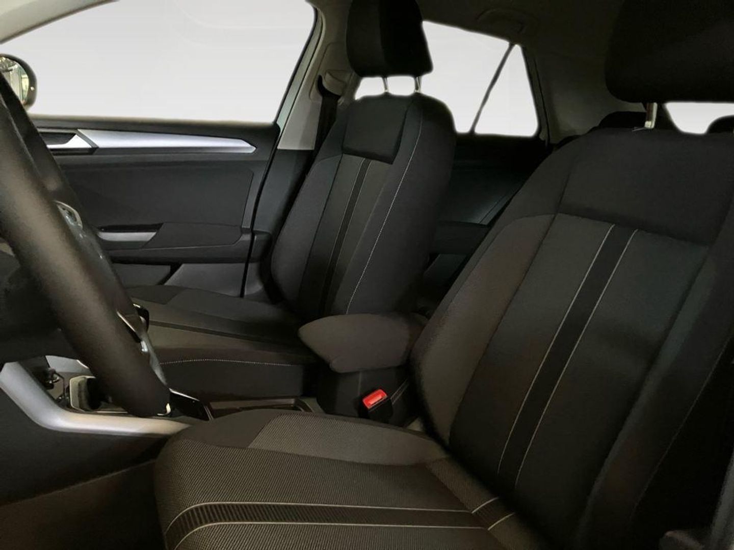 Volkswagen T-Roc ``Más`` 1.5 TSI 110 kW (150 CV)