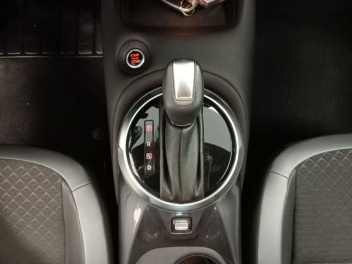Nissan Juke DIG-T N-Connecta 4x2 DCT 84 kW (114 CV)