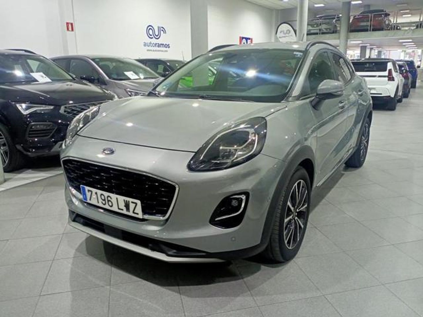 Ford Puma 1.0 EcoBoost MHEV Titanium Design 92 kW (125 CV) Gris Plata SUV