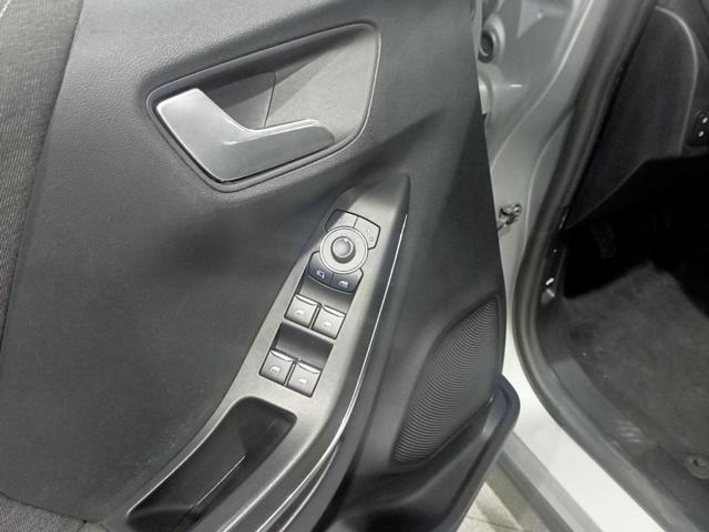 Ford Puma 1.0 EcoBoost MHEV Titanium Design 92 kW (125 CV)