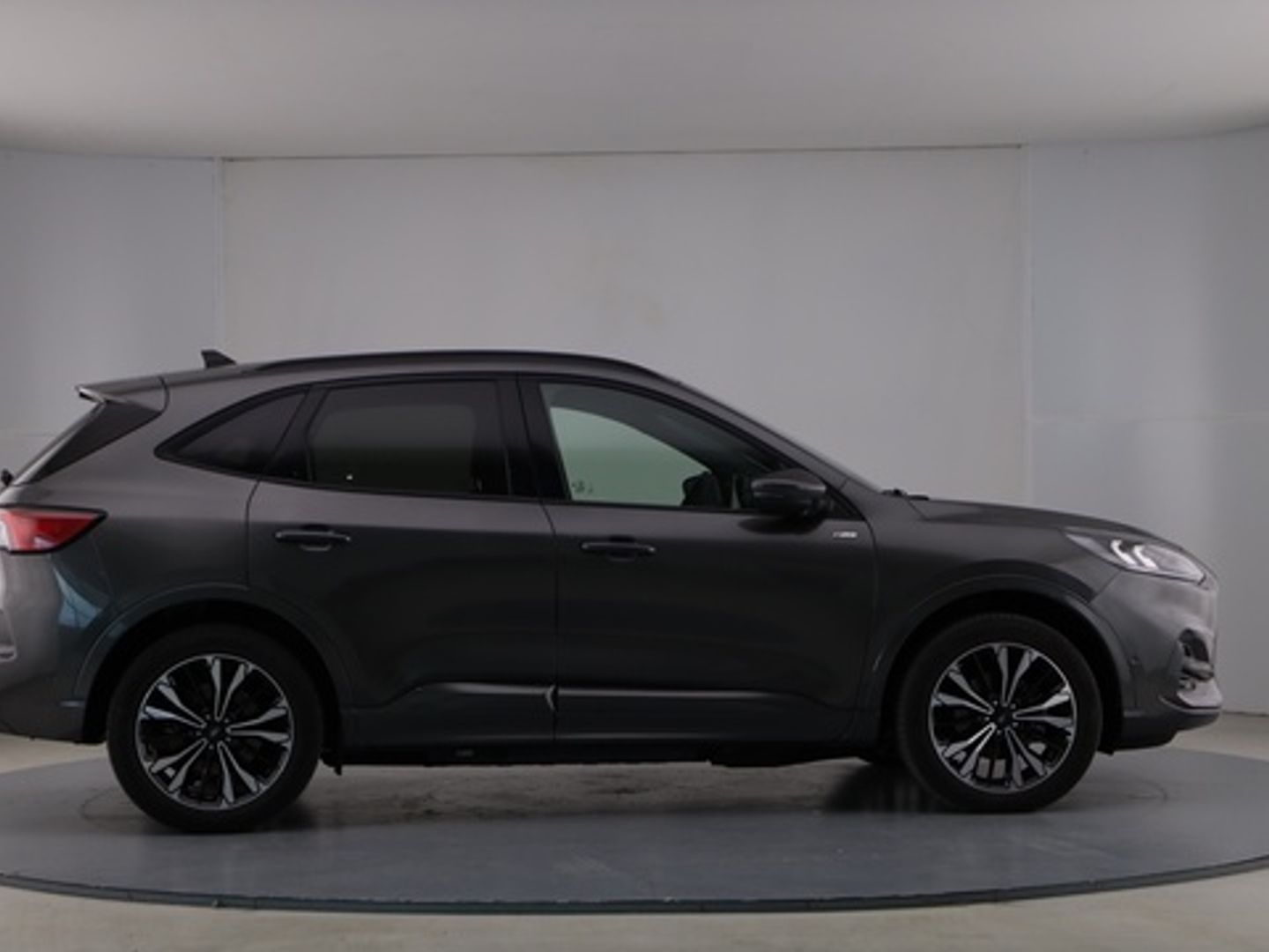 Ford Kuga 2.5 Duratec FHEV ST-Line X 4x2 Auto 140 kW (190 CV)