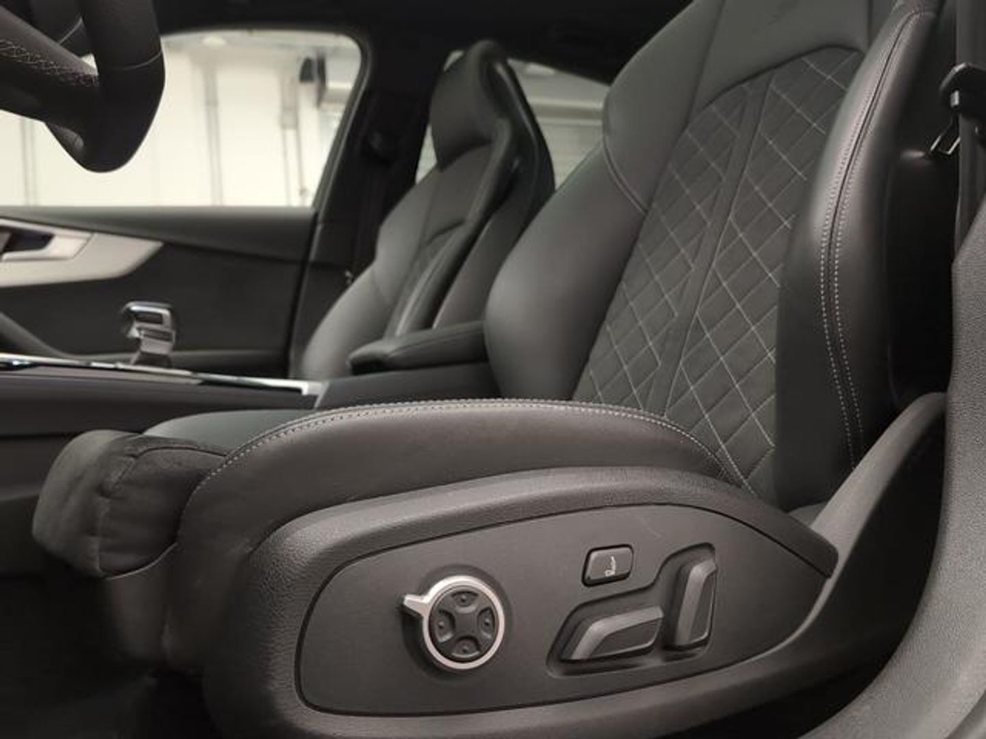 Audi A4 Black line 35 TDI 120 kW (163 CV) S tronic