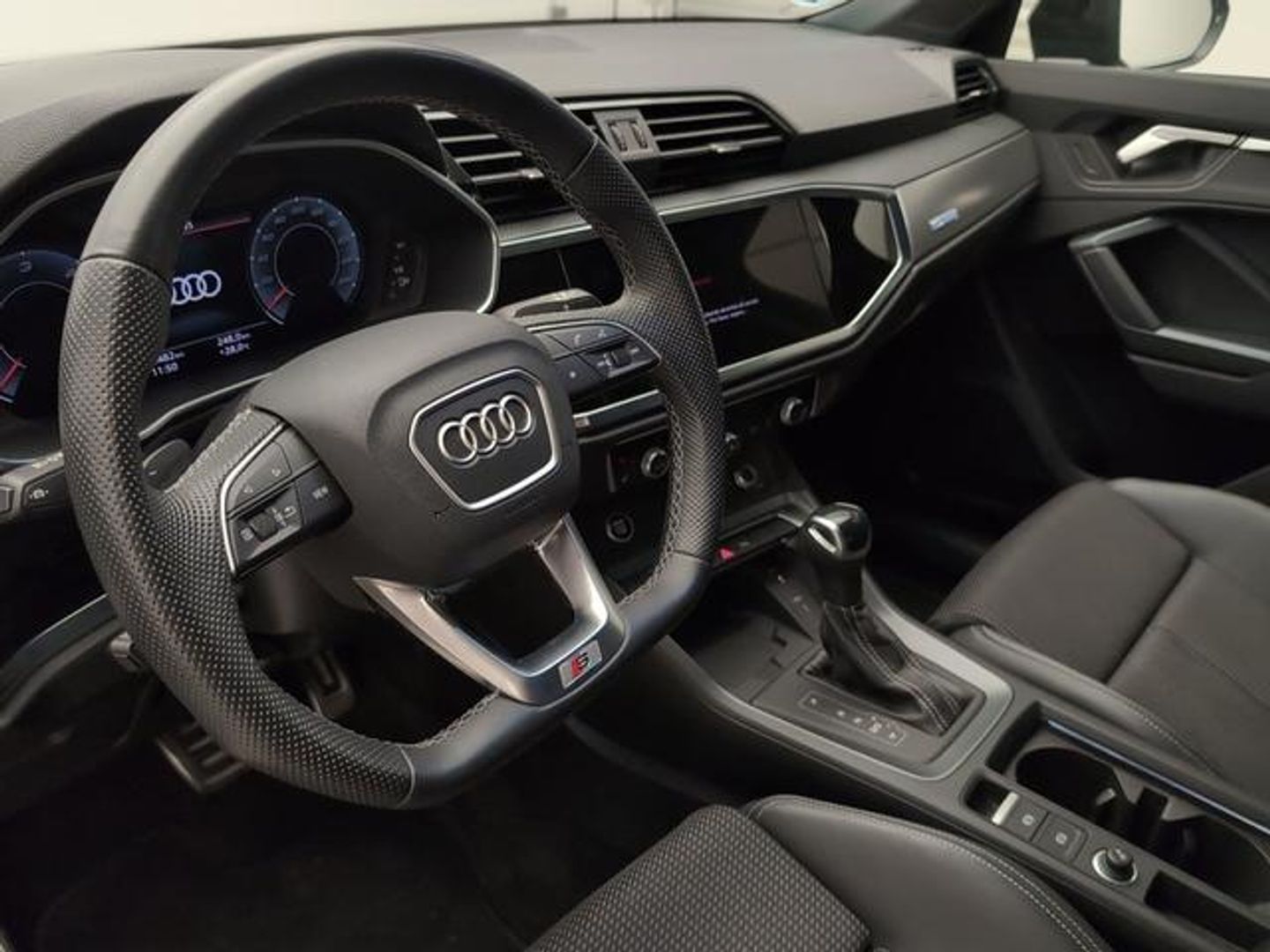 Audi Q3 Black line 35 TDI 110 kW (150 CV) S tronic