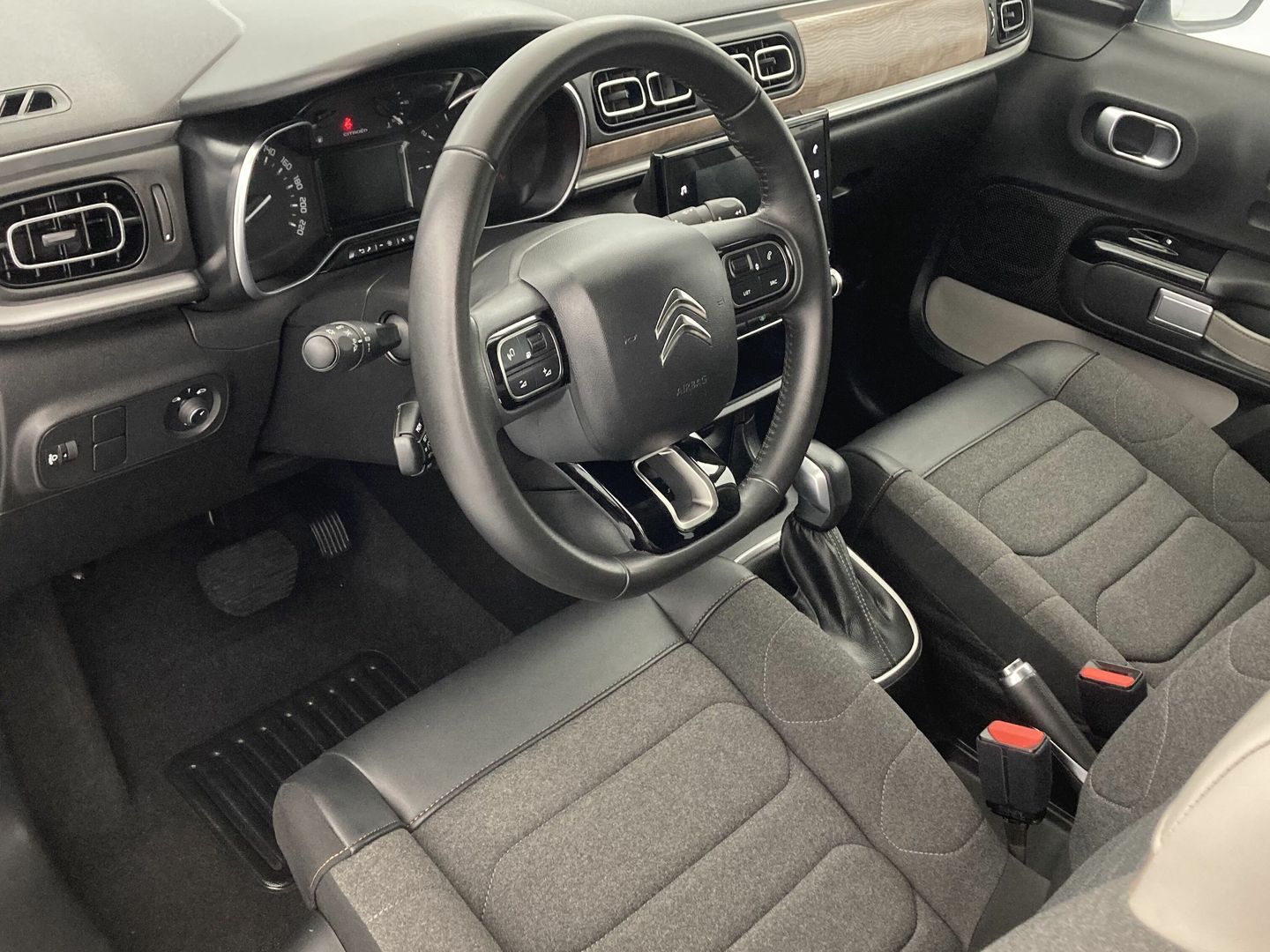 Citroen C3 PureTech 110 S&S Shine EAT6 81 kW (110 CV)