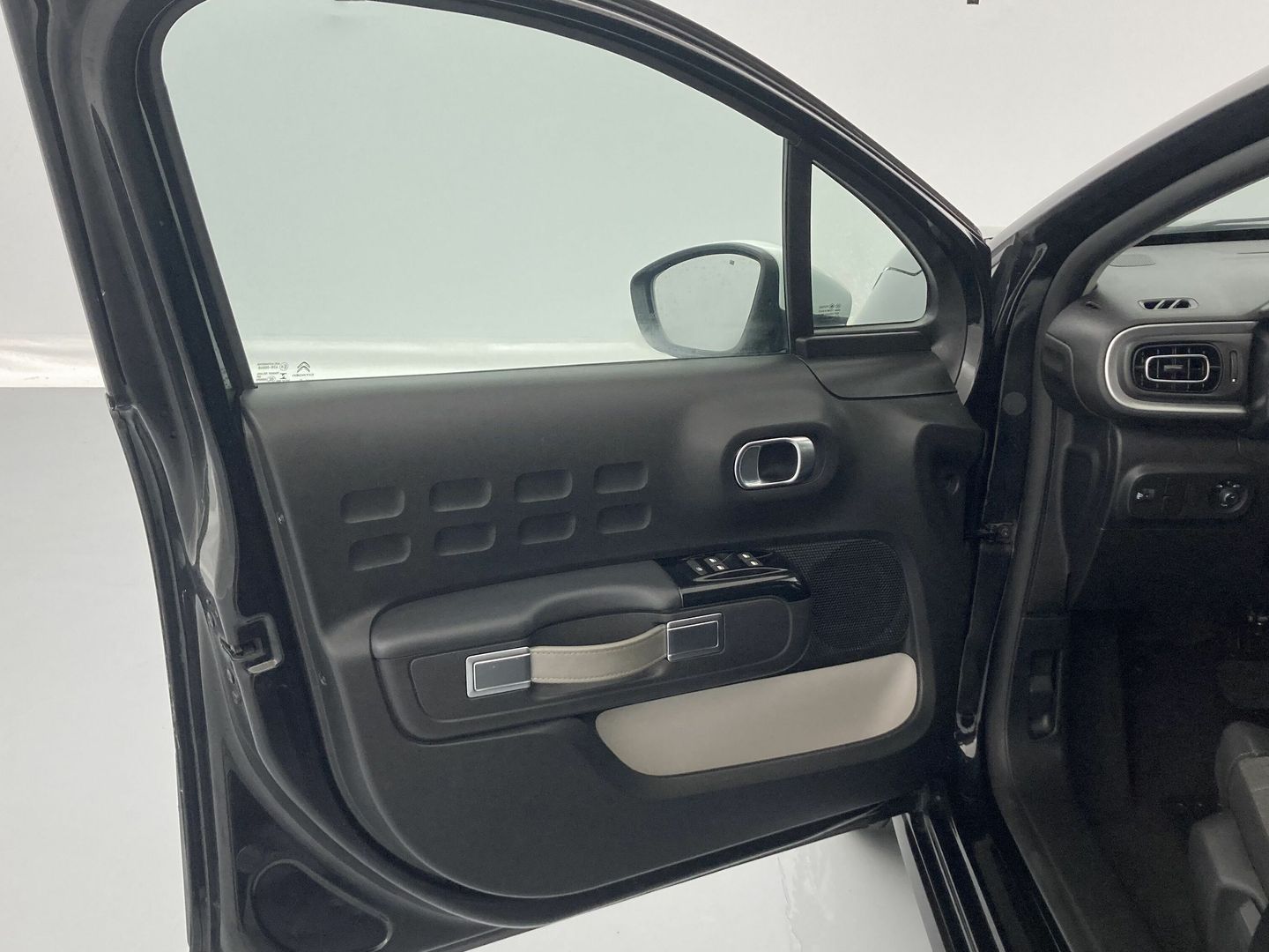 Citroen C3 PureTech 110 S&S Shine EAT6 81 kW (110 CV)