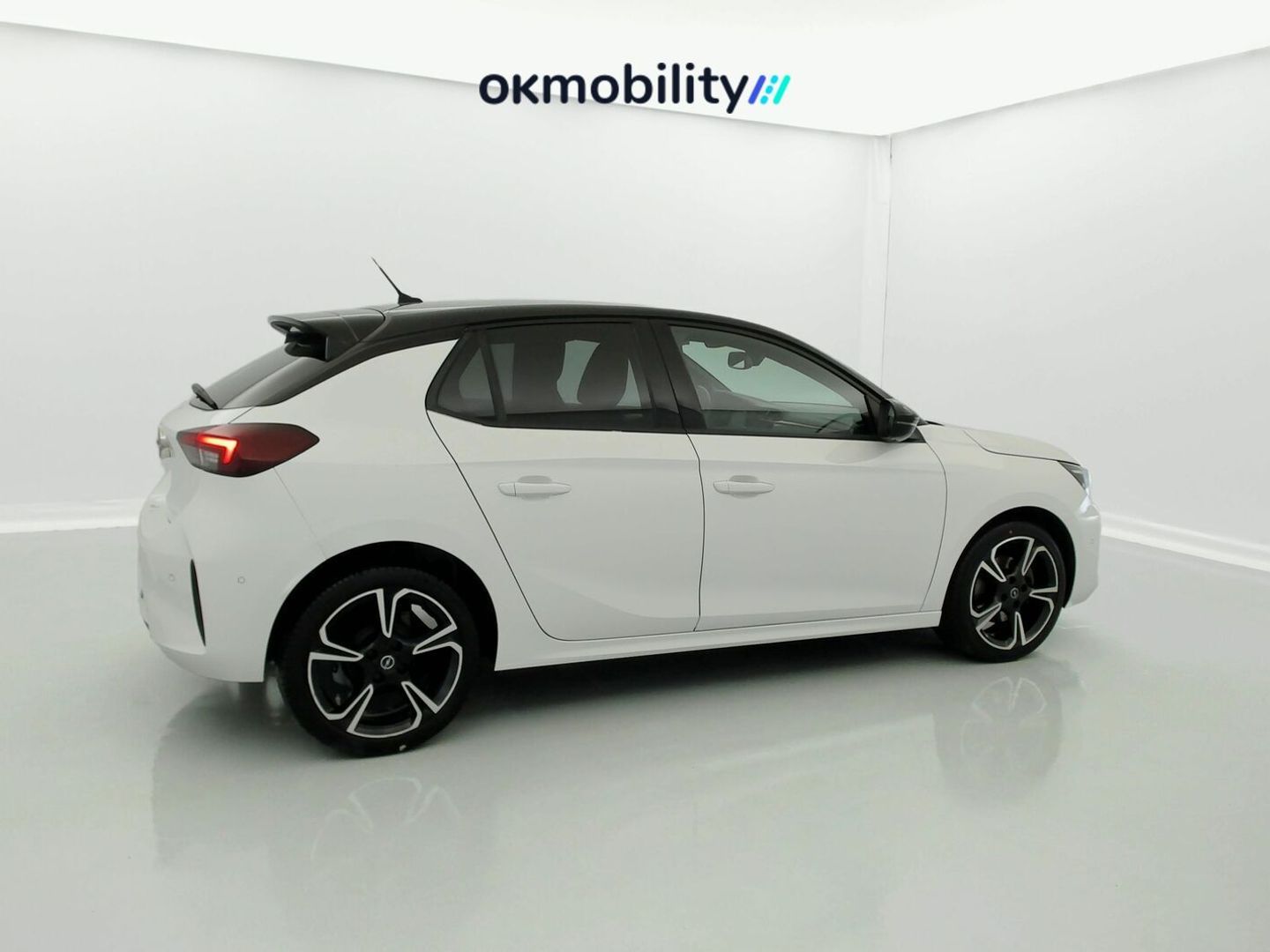 Opel Corsa 1.2T XHL GS 74 kW (100 CV)