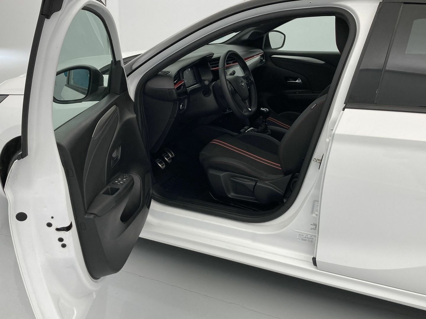 Opel Corsa 1.2T XHL GS 74 kW (100 CV)