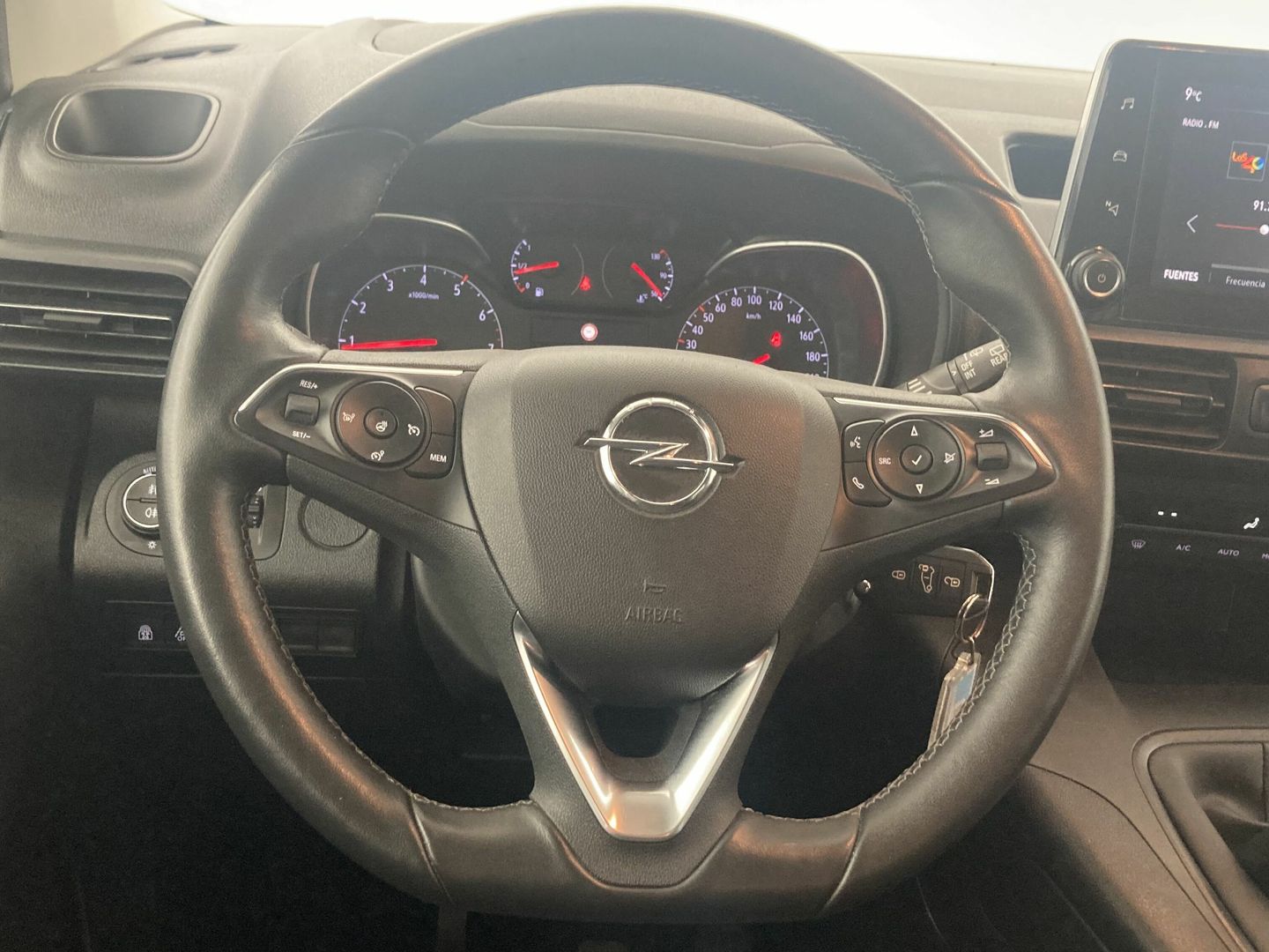 Opel Combo Life 1.5 TD Business Elegance Plus L 75 kW (102 CV)