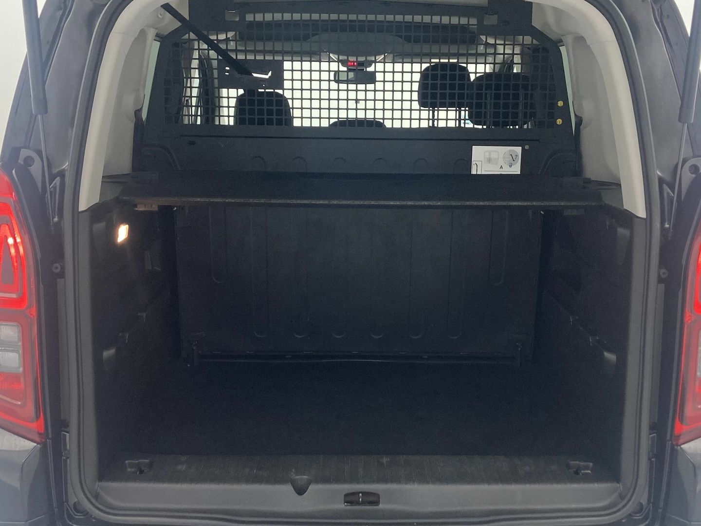 Opel Combo Life 1.5 TD Business Elegance Plus L 75 kW (102 CV)