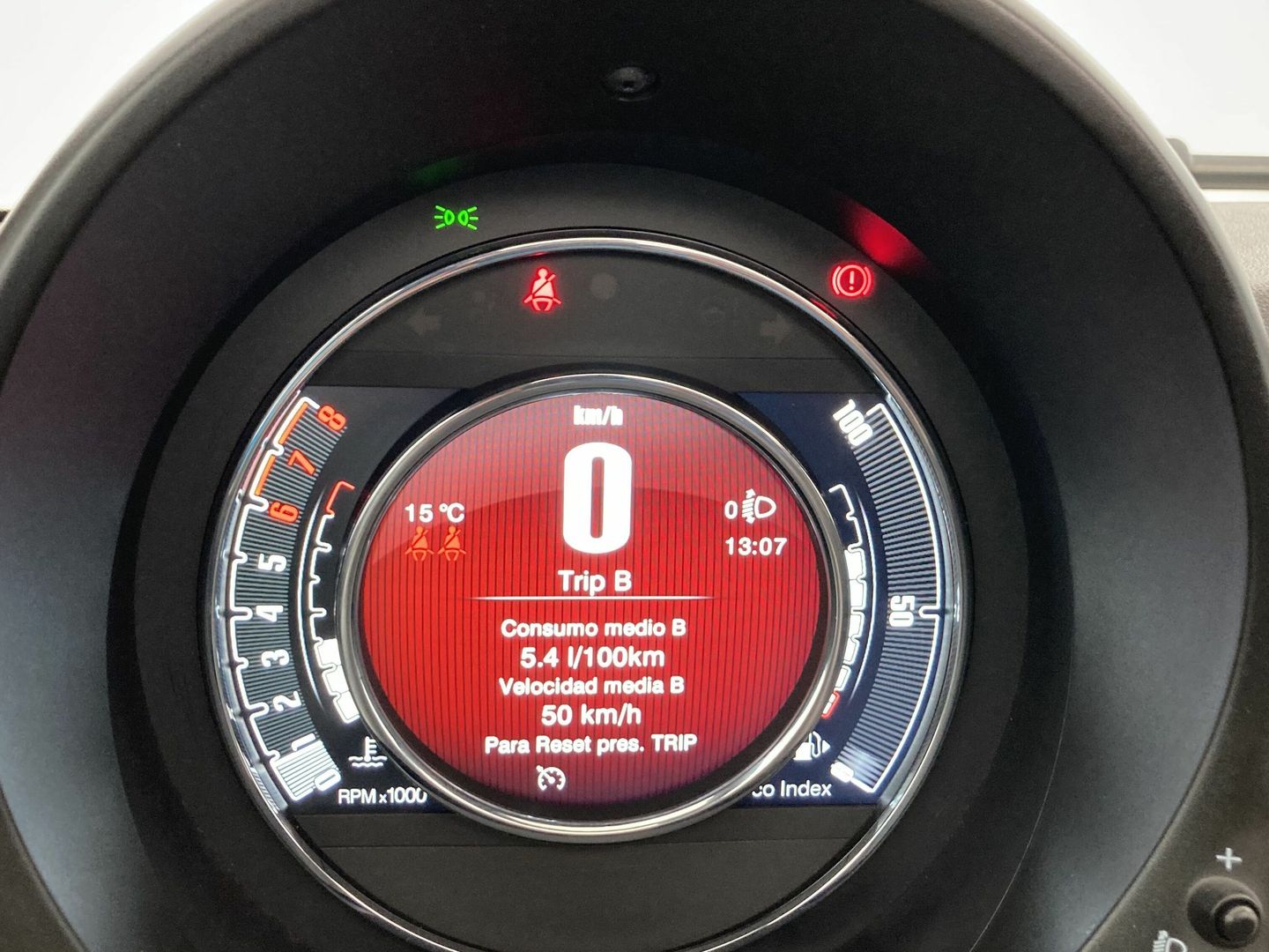 Fiat 500C 1.0 Hybrid Dolcevita 51 kW (70 CV)