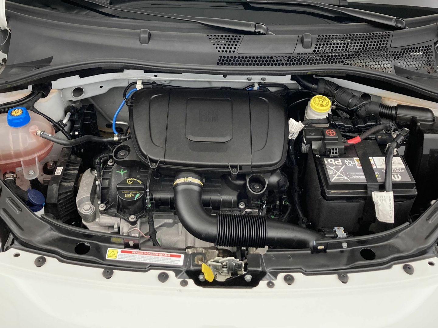 Fiat 500C 1.0 Hybrid Dolcevita 51 kW (70 CV)