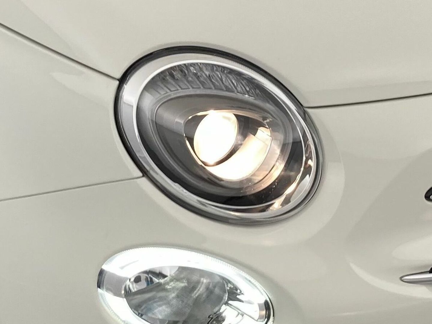 Fiat 500C 1.0 Hybrid Dolcevita 51 kW (70 CV)