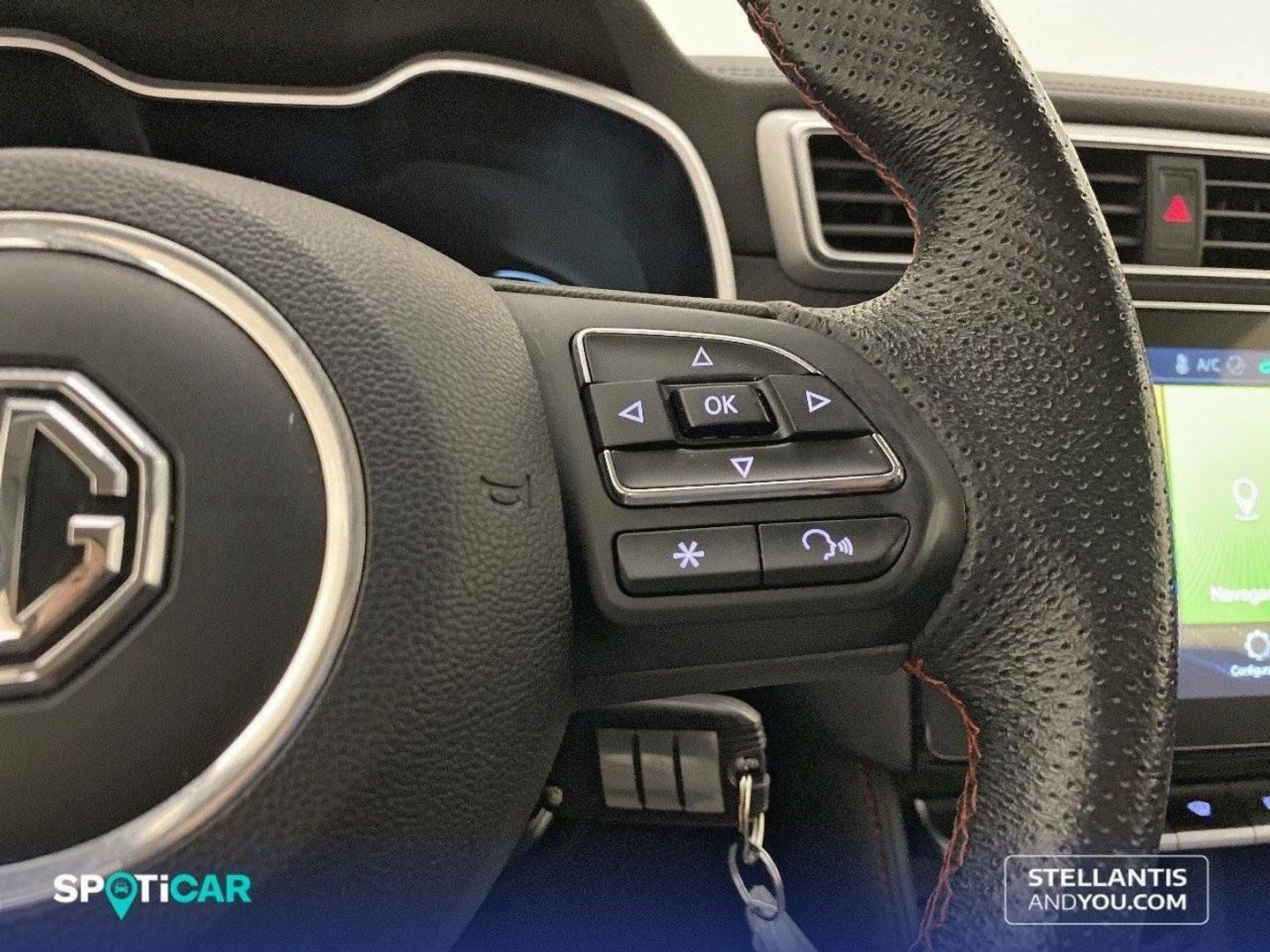 MG ZS 1.5 Luxury 78 kW (106 CV)