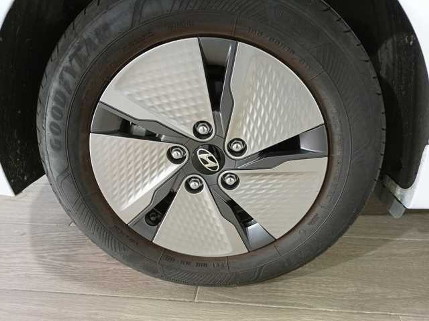 Hyundai Ioniq 1.6 GDI HEV Klass DCT 104 kW (141 CV)