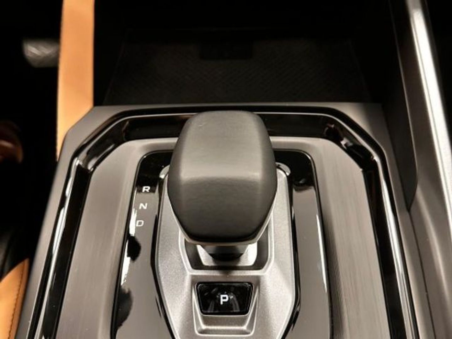 LIVAN X6 Pro 128 kW (174 CV)