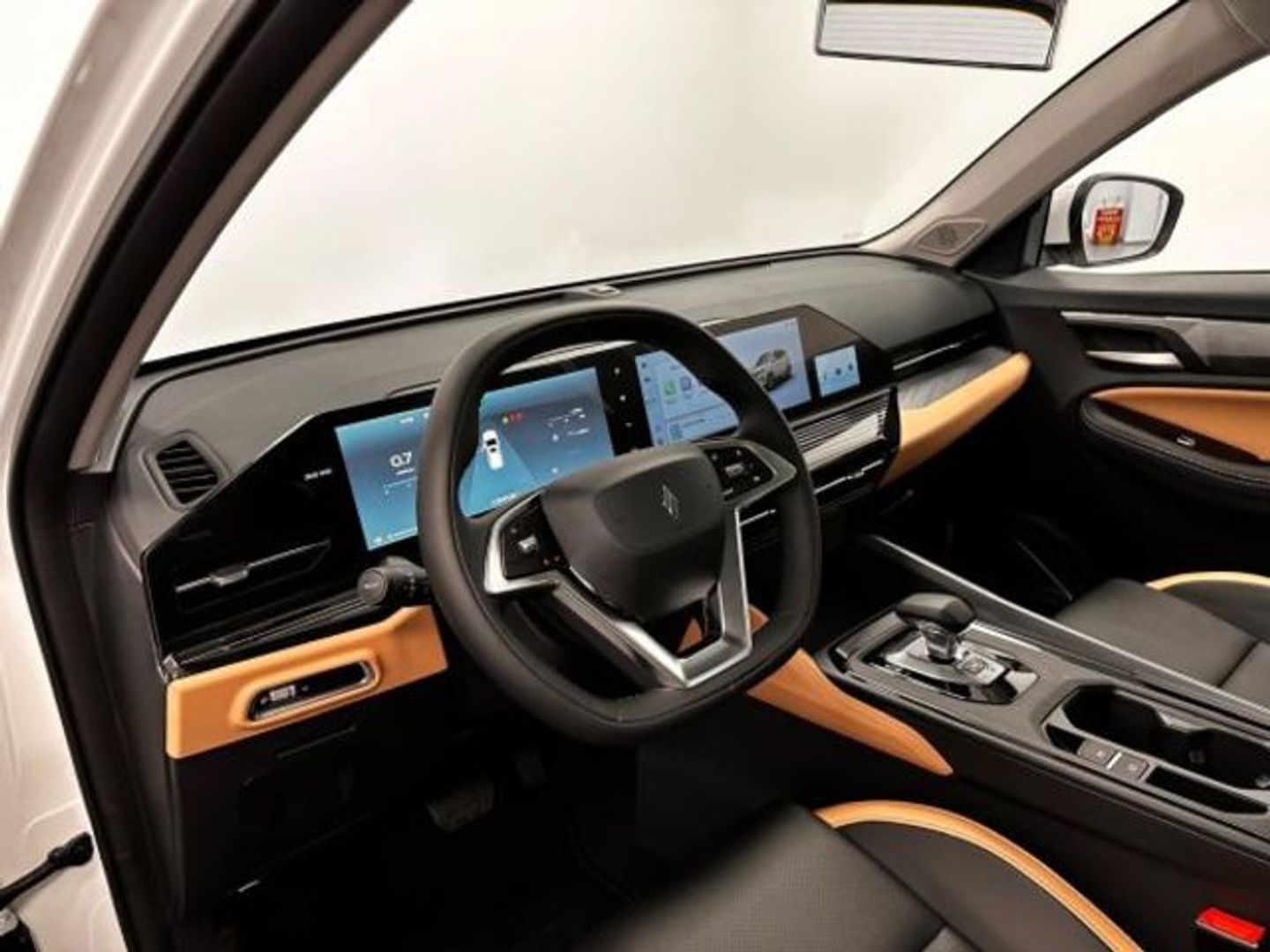 LIVAN X6 Pro 128 kW (174 CV)