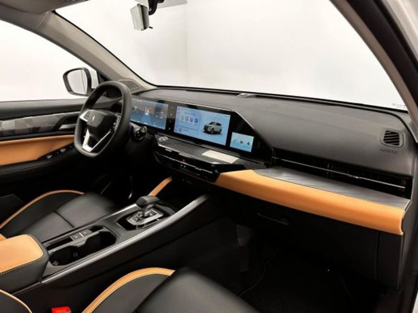 LIVAN X6 Pro 128 kW (174 CV)