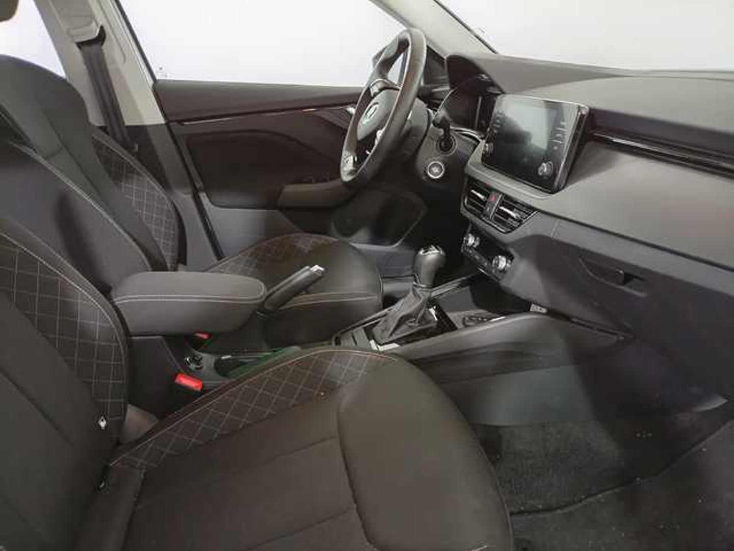 Skoda Kamiq 1.0 TSI Ambition DSG 81 kW (110 CV)
