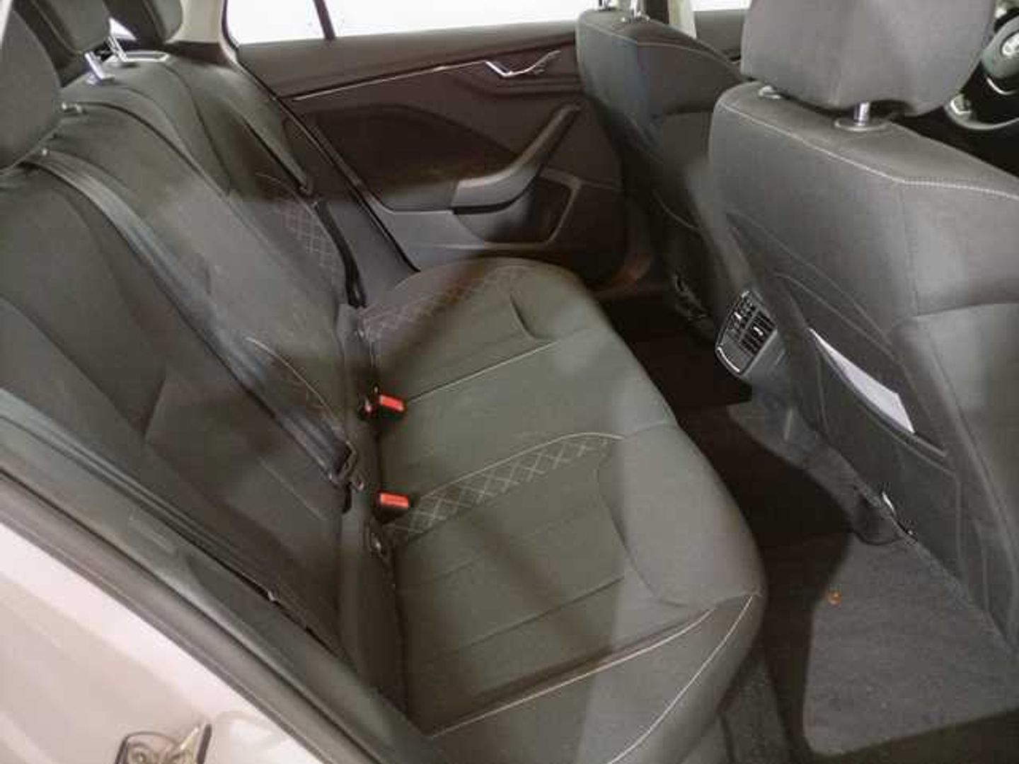 Skoda Kamiq 1.0 TSI Ambition DSG 81 kW (110 CV)