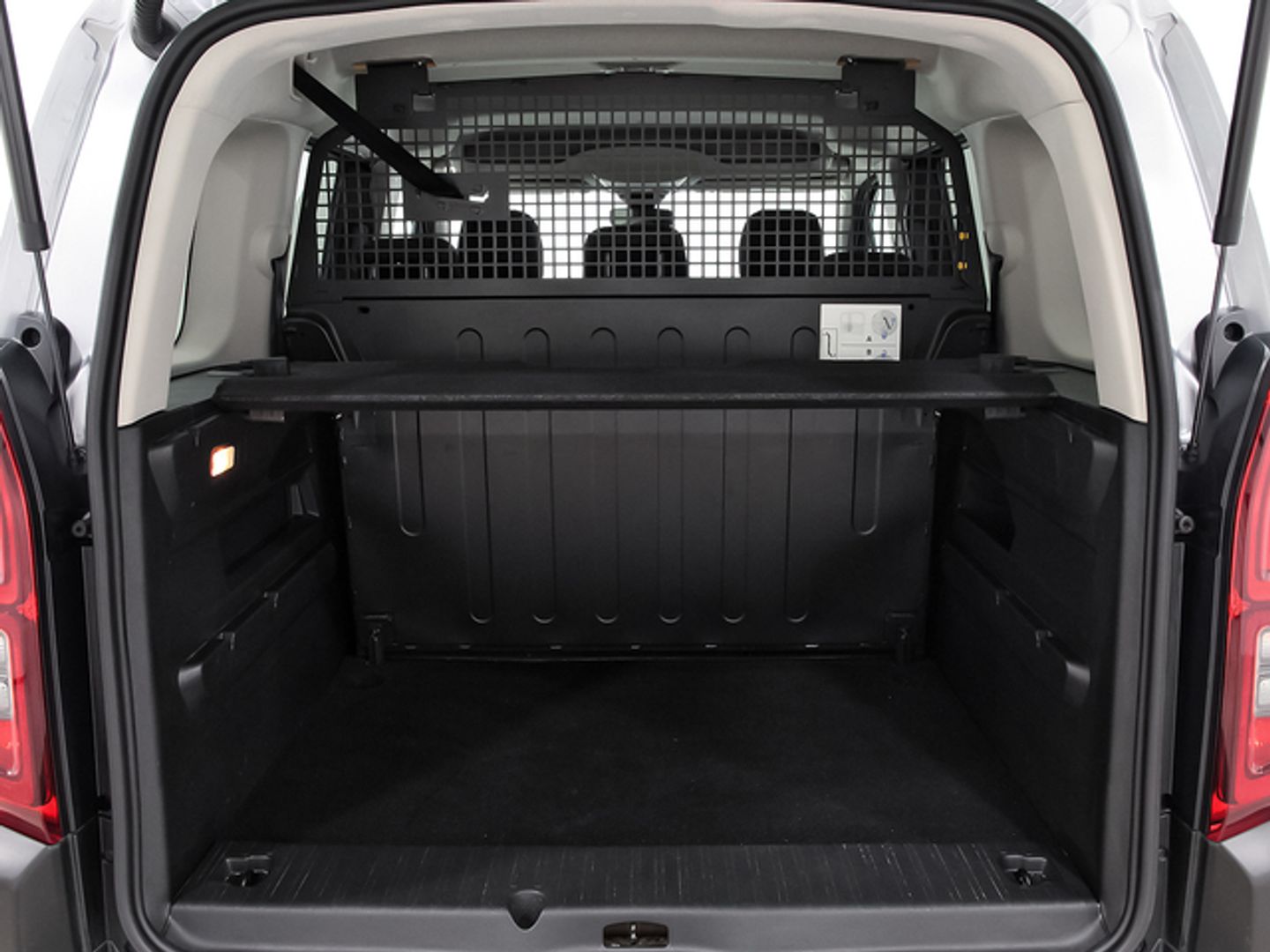 Citroen Berlingo BlueHDi 100 S&S Talla M Shine 75 kW (102 CV)
