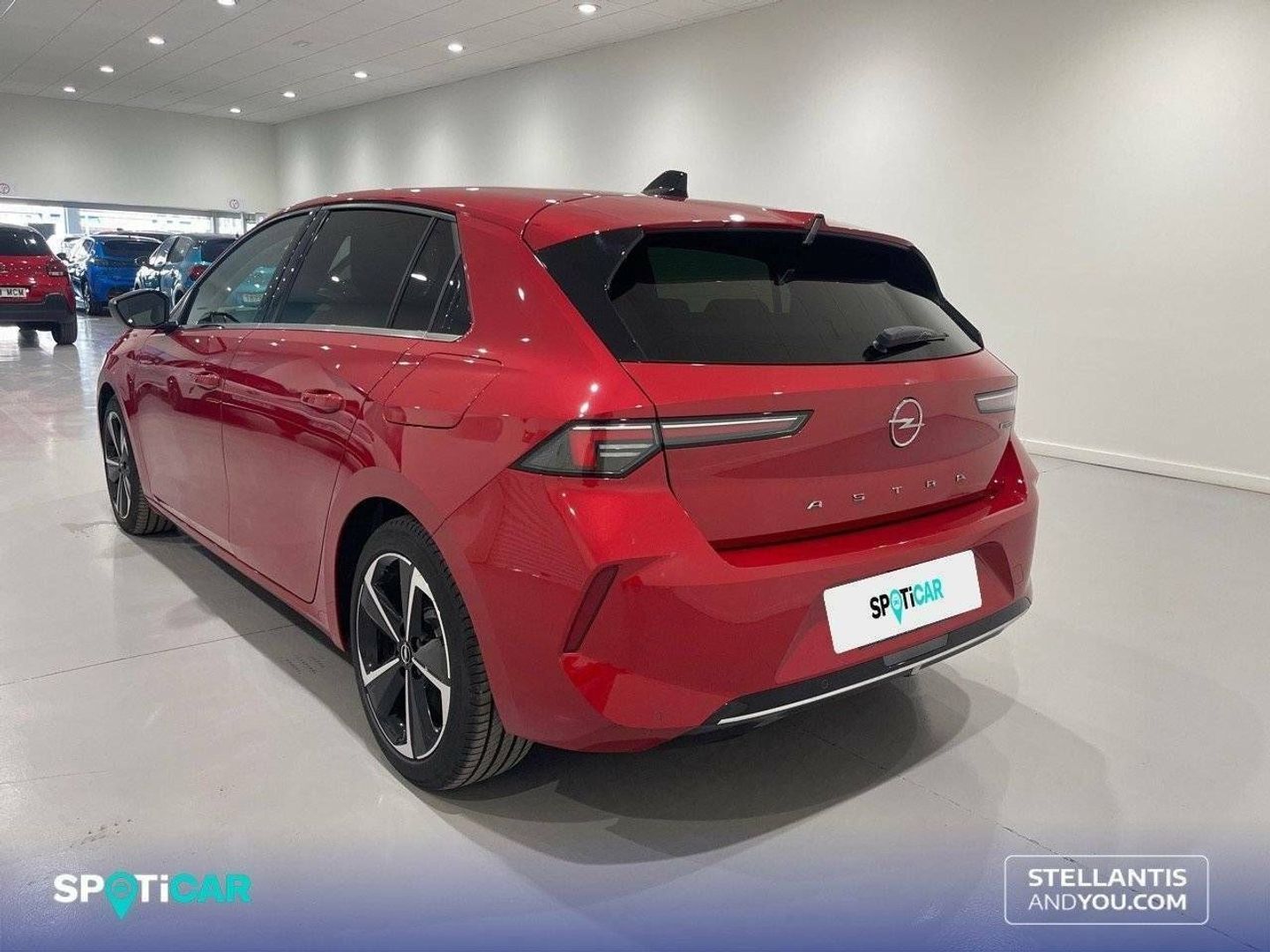 Opel Astra 1.6T Hybrid GS Auto 133 kW (181 CV)
