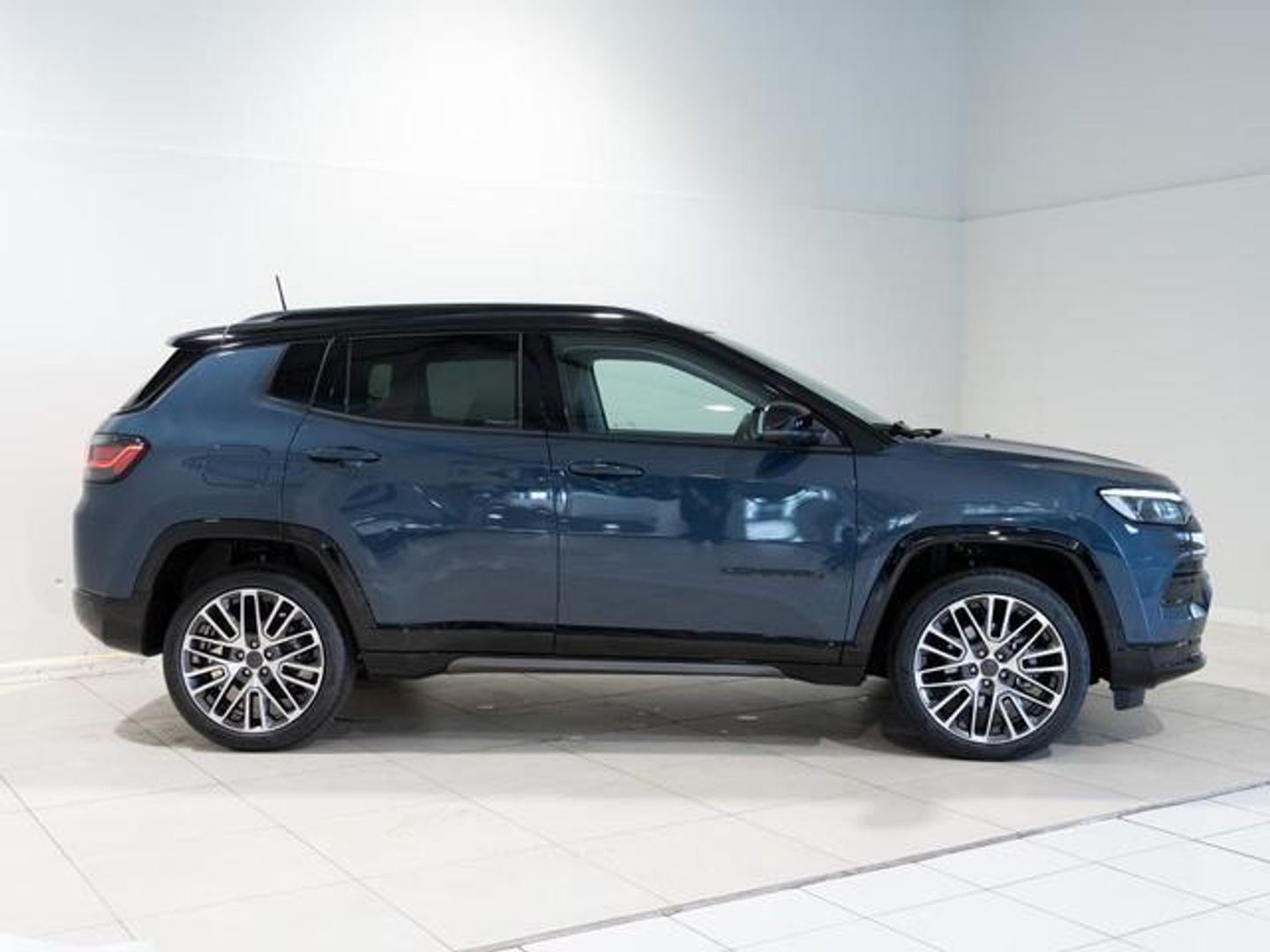 Jeep Compass 1.5 MHEV eHybrid Summit DCT 96 kW (130 CV)