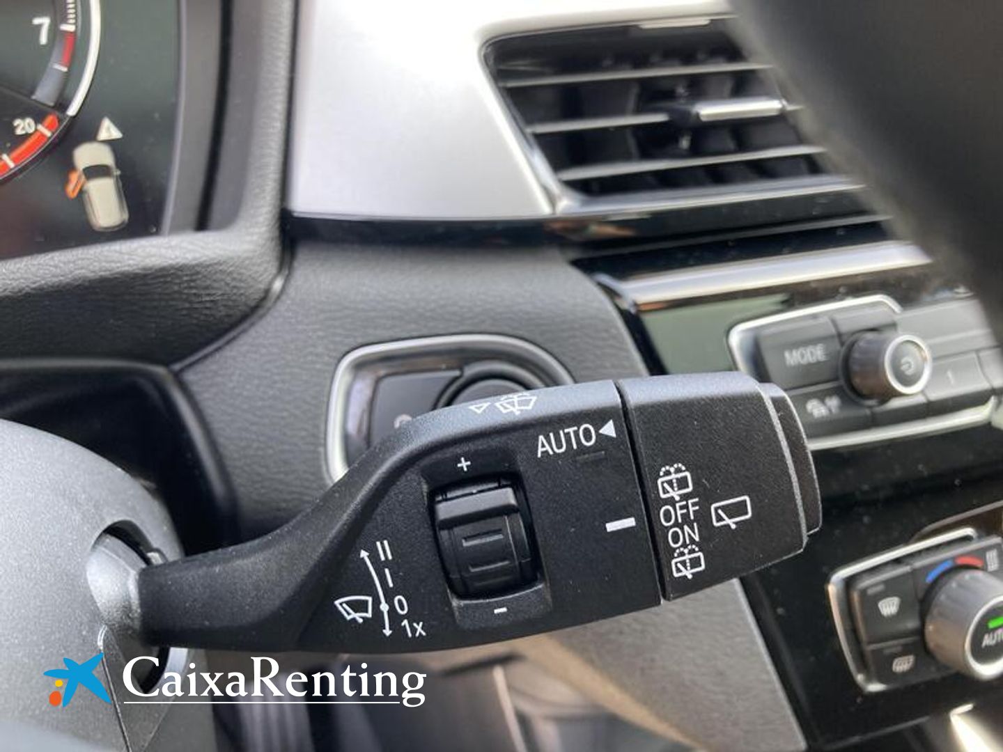 BMW X1 sDrive18i 100 kW (136 CV)