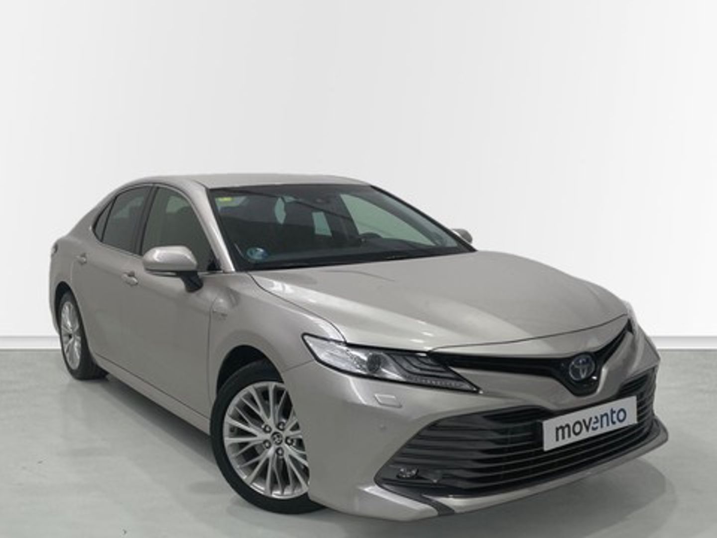 Toyota Camry 2.5 220H Luxury 160 kW (218 CV) Gris Plata Sedan