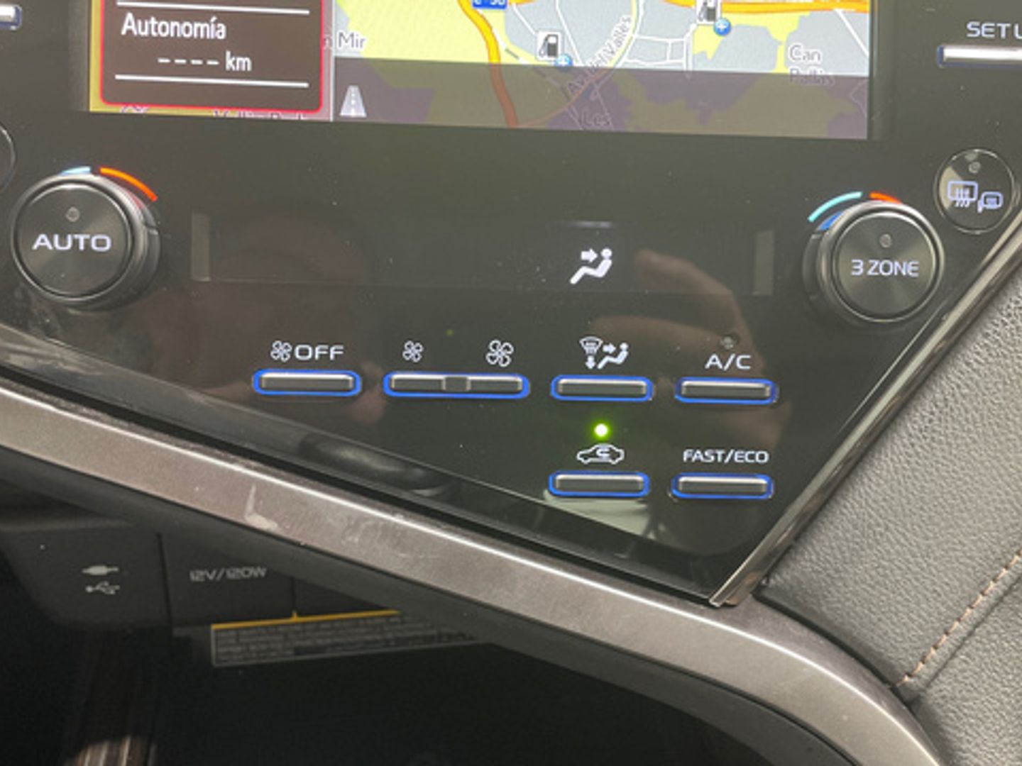 Toyota Camry 2.5 220H Luxury 160 kW (218 CV)
