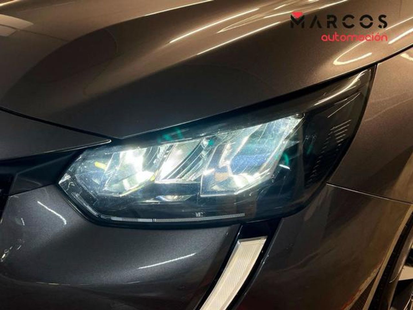 Peugeot 208 PureTech 100 Allure 75 kW (100 CV)