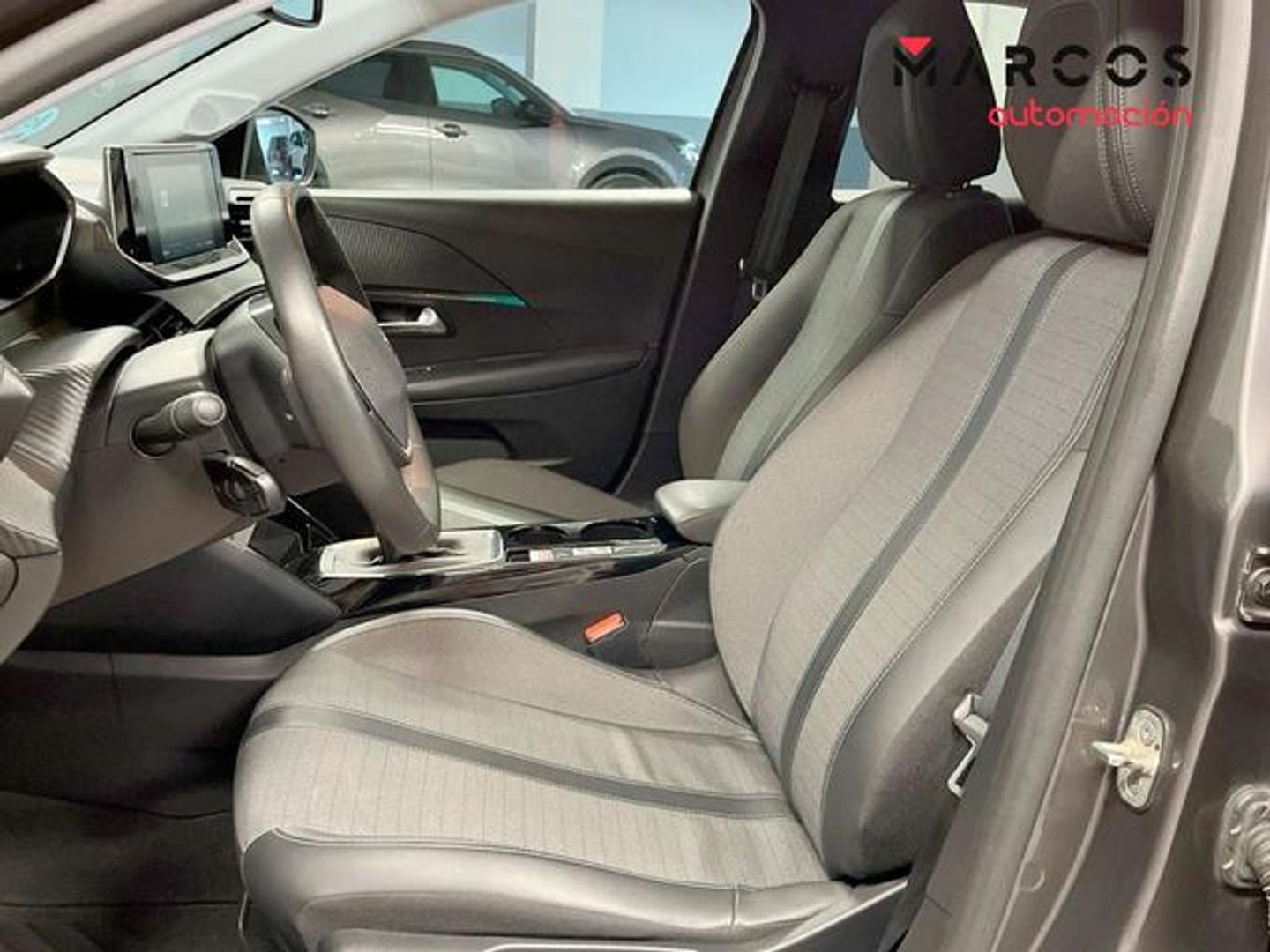 Peugeot 208 PureTech 100 Allure 75 kW (100 CV)
