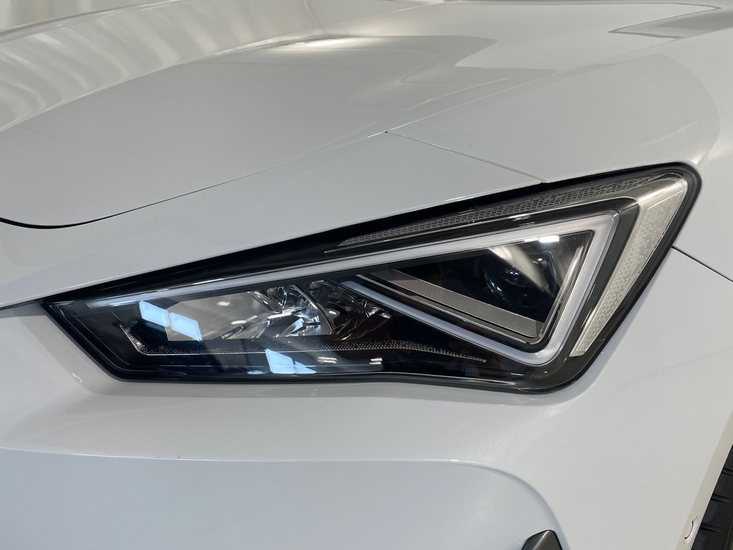 CUPRA León 1.5 eTSI DSG 110 kW (150 CV)