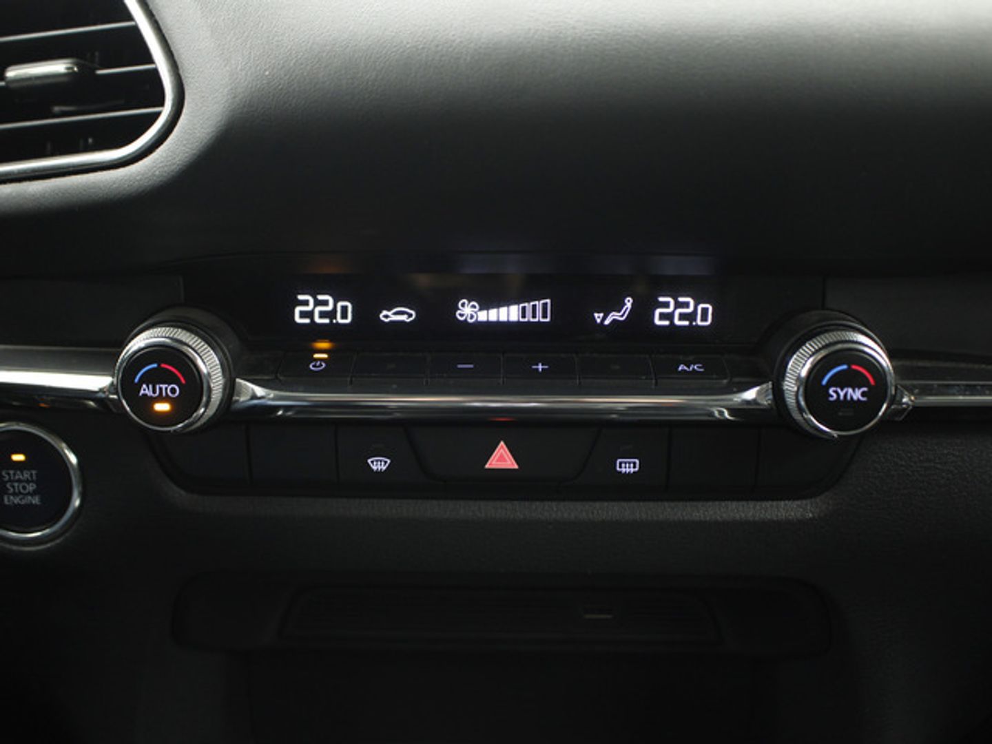 Mazda CX-30 2.0 e-Skyactiv-X Zenith 137 kW (186 CV)