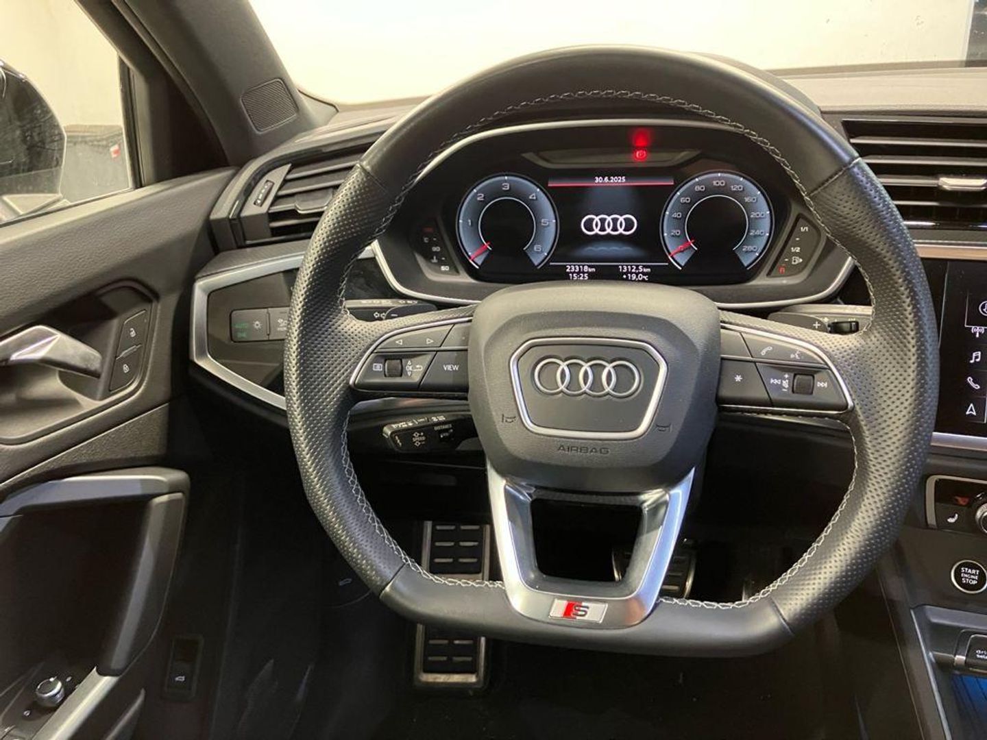 Audi Q3 Black line 35 TDI 110 kW (150 CV) S tronic