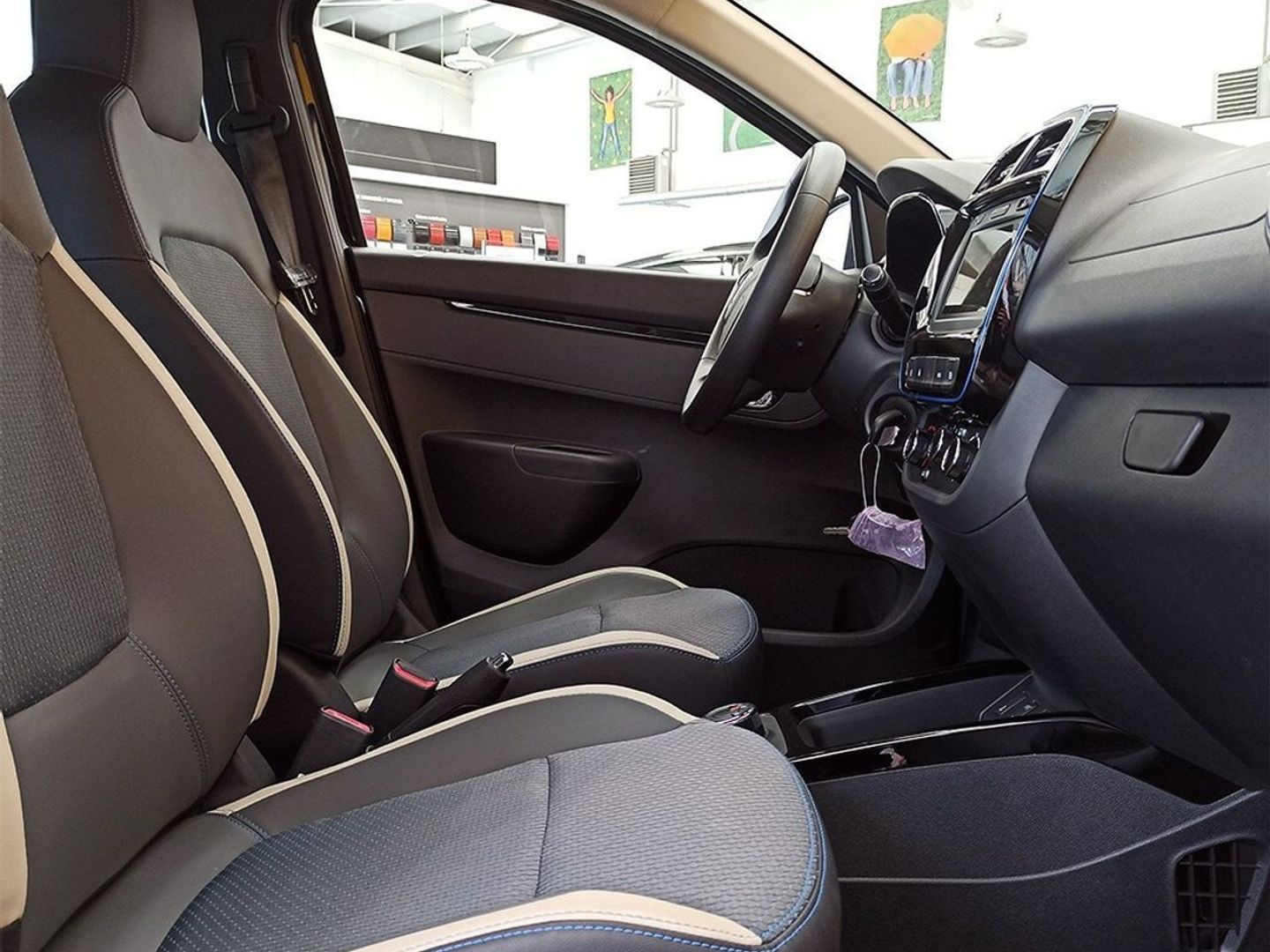 Dacia Spring Comfort Plus Electric 33 kW (45 CV)