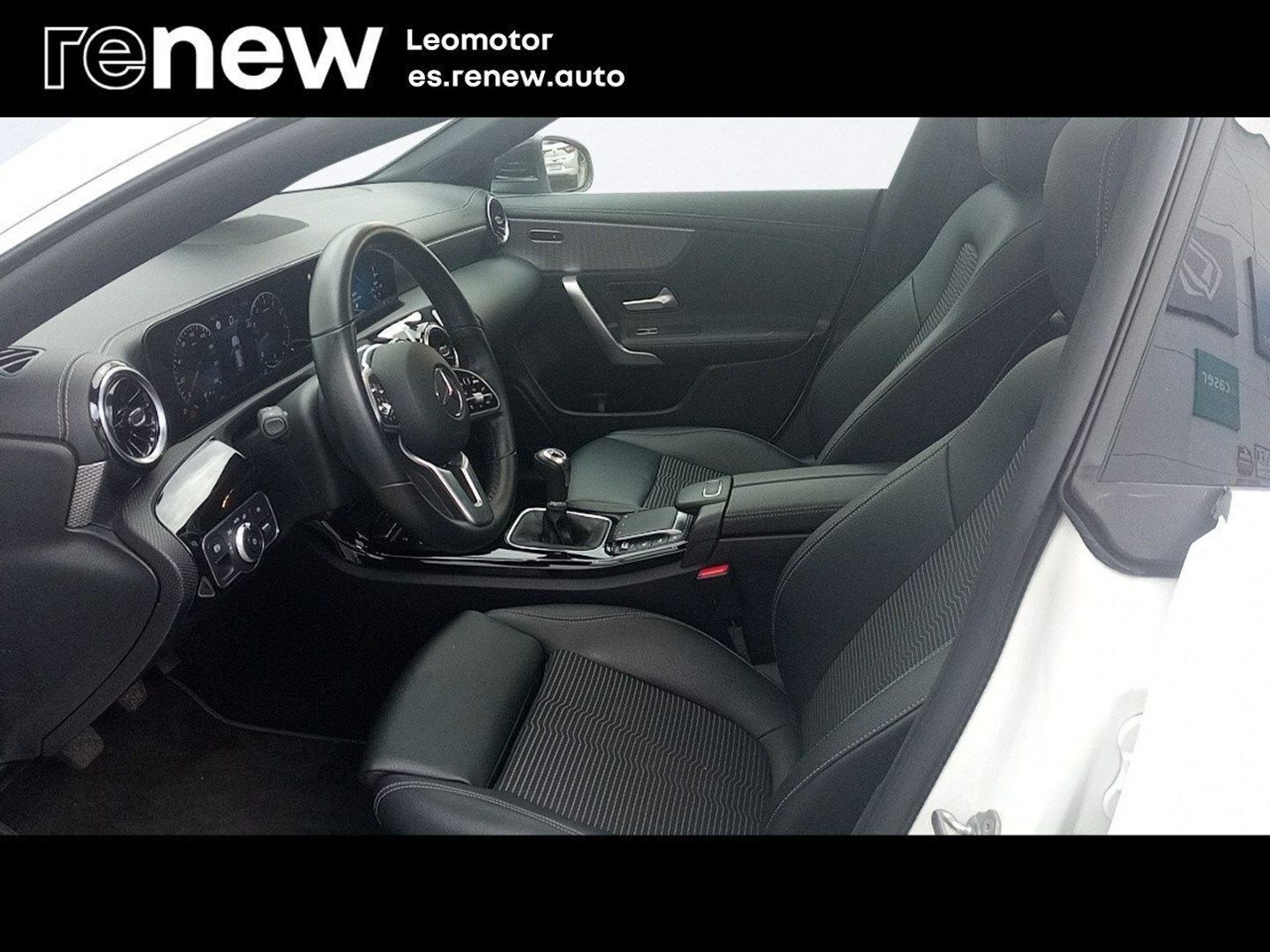 Mercedes-Benz CLA Shooting Brake 180 100 kW (136 CV)